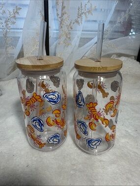 Set of 2 melamine lobster and clam cups with wooden lid